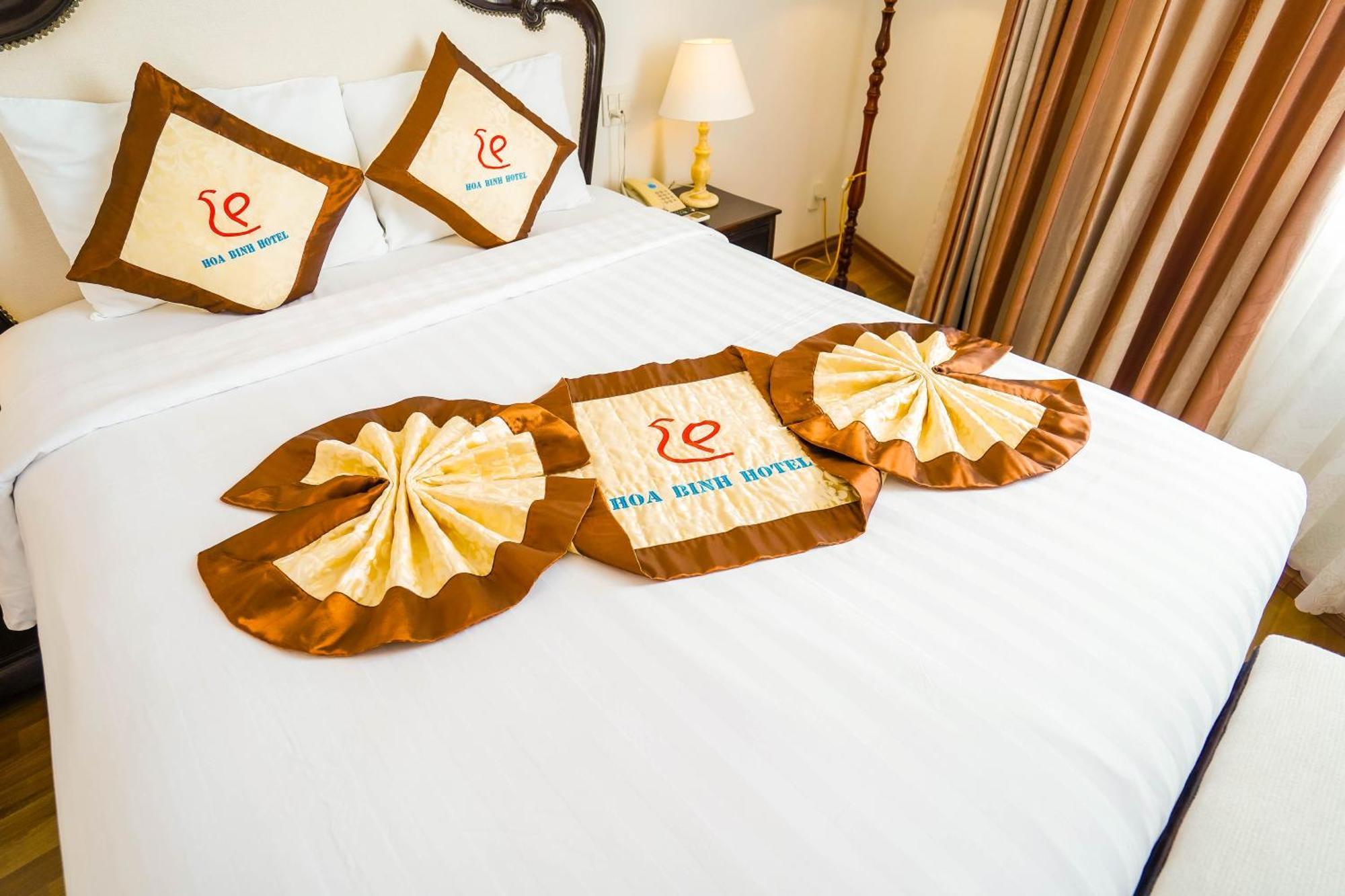 Hoa Binh 1 Hotel Long Xuyên Eksteriør billede