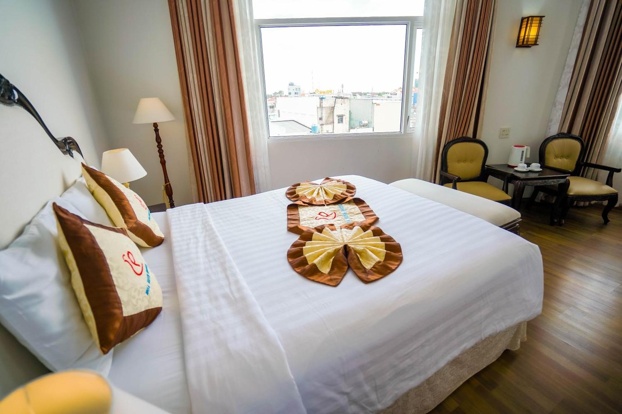 Hoa Binh 1 Hotel Long Xuyên Eksteriør billede