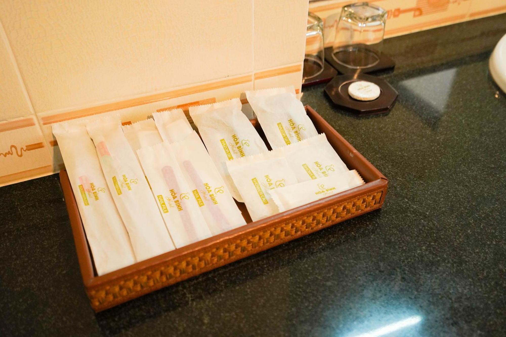 Hoa Binh 1 Hotel Long Xuyên Eksteriør billede