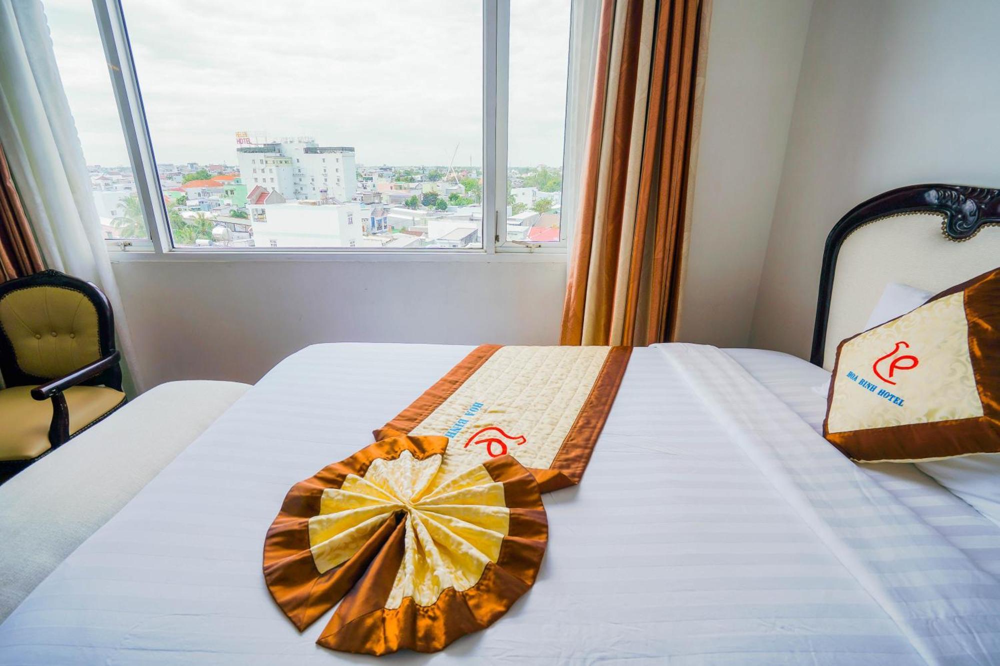 Hoa Binh 1 Hotel Long Xuyên Eksteriør billede