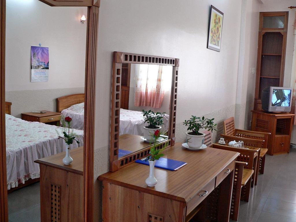 Hoa Binh 1 Hotel Long Xuyên Eksteriør billede